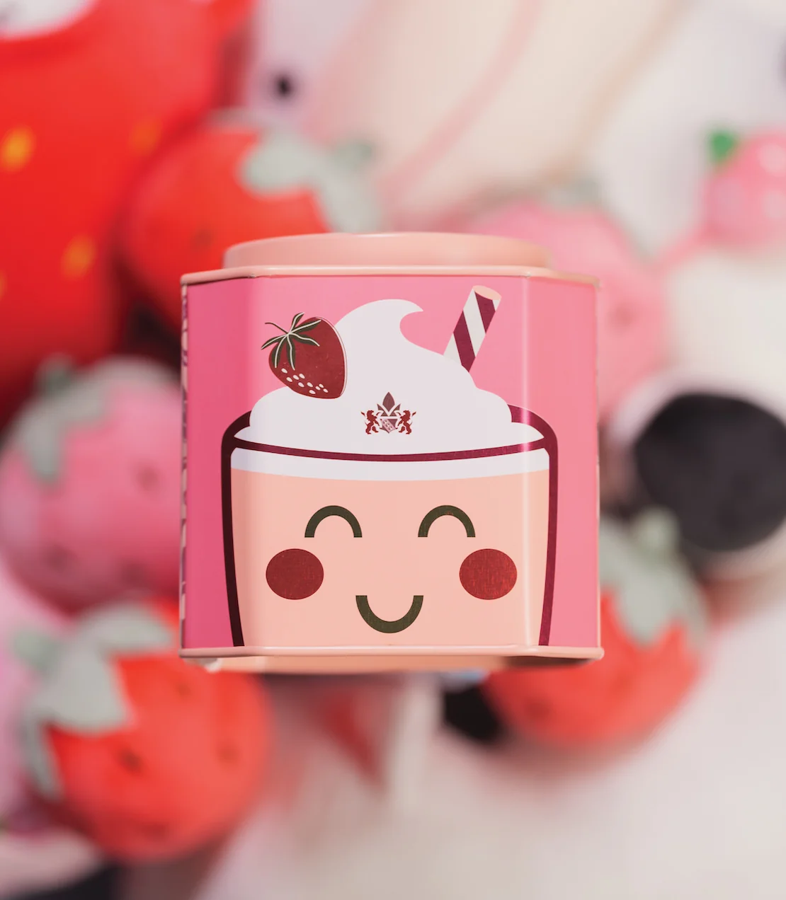 Strawberry Milkshake, Tin of 30 Sachets - Image 4